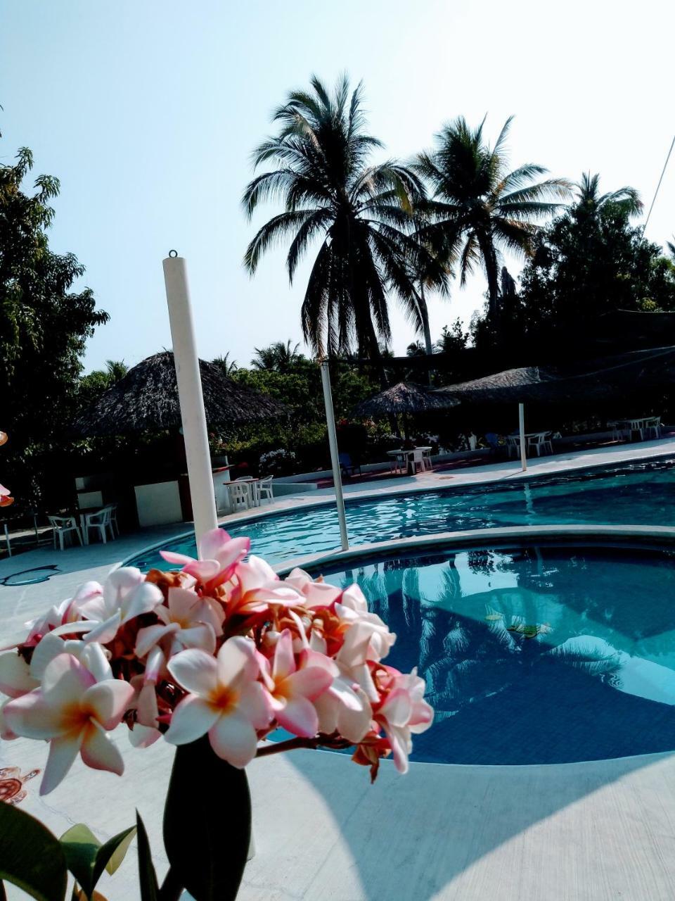 Hotel Y Club Campestre Altos Paraiso Puerto Escondido  Exterior photo